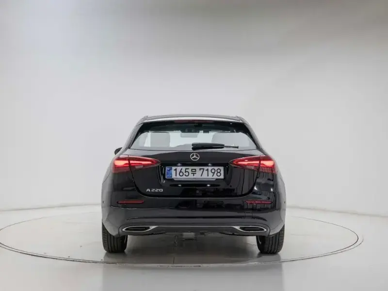 2024 Mercedes-Benz A-Класс с пробегом 1 084 км