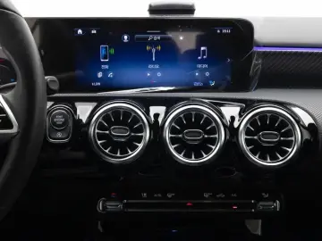 2024 Mercedes-Benz A-Класс с пробегом 1 084 км