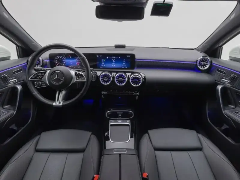 2025 Mercedes-Benz A-Класс с пробегом 1 398 км