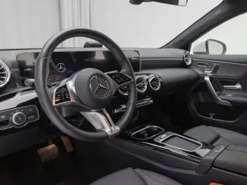 2025 Mercedes-Benz A-Класс с пробегом 1 398 км