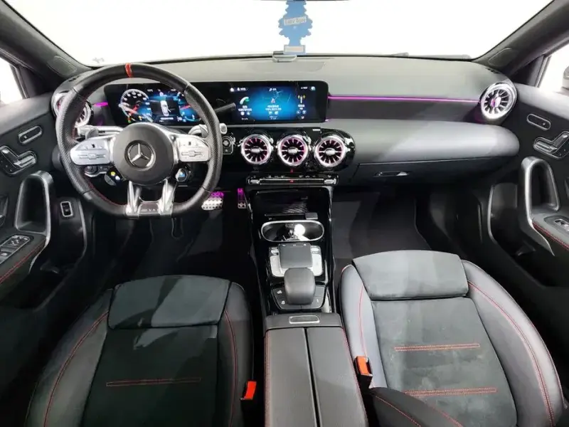 2023 Mercedes-Benz A-Класс с пробегом 82 679 км