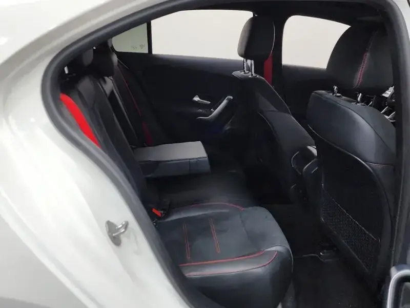 2023 Mercedes-Benz A-Класс с пробегом 82 679 км
