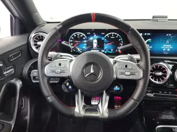 2023 Mercedes-Benz A-Класс с пробегом 82 679 км