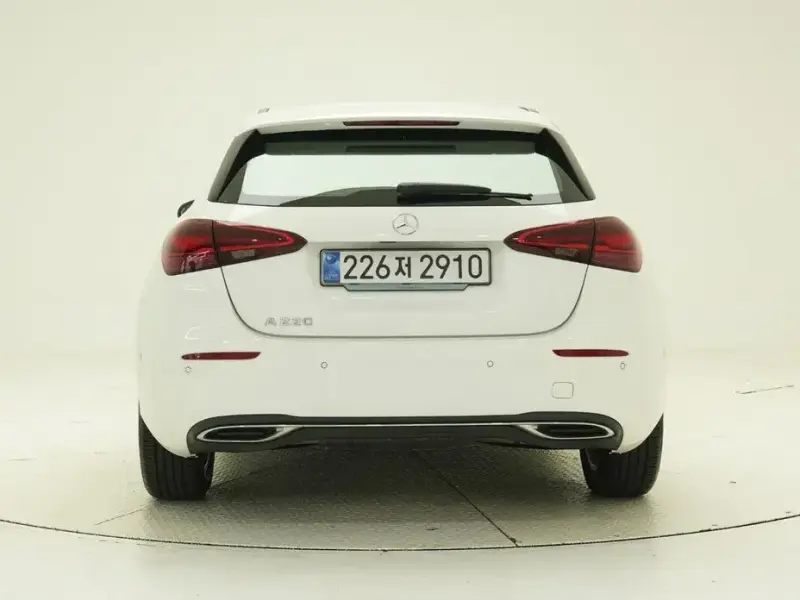 2025 Mercedes-Benz A-Класс с пробегом 1 472 км