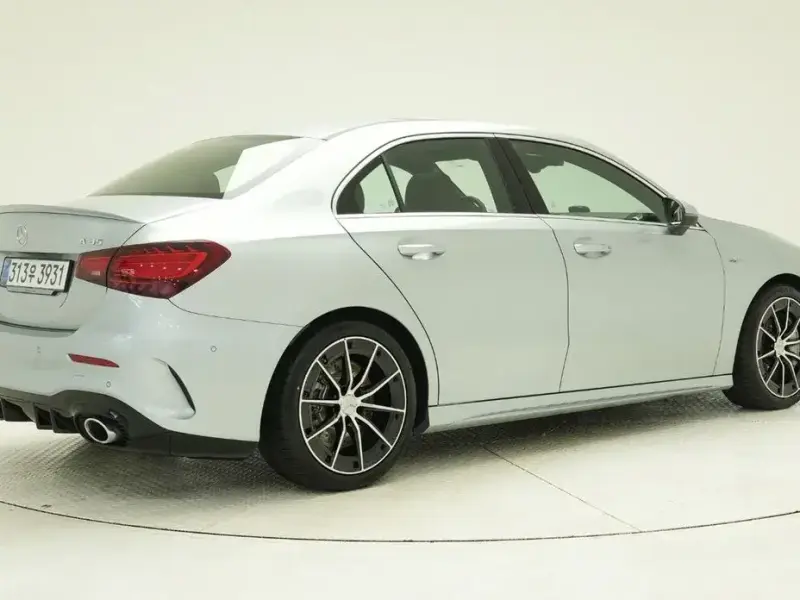2025 Mercedes-Benz A-Класс с пробегом 2 405 км