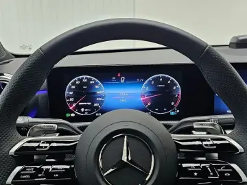 2025 Mercedes-Benz A-Класс с пробегом 2 405 км