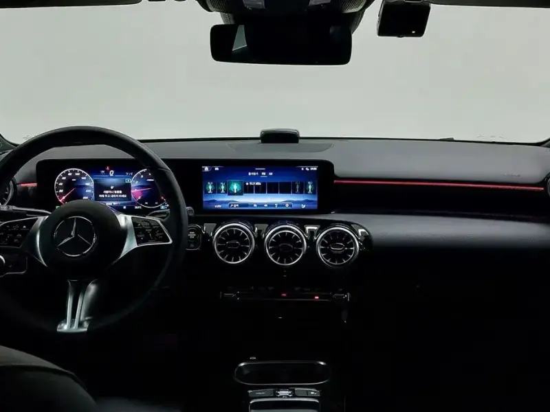 2024 Mercedes-Benz A-Класс с пробегом 6 008 км