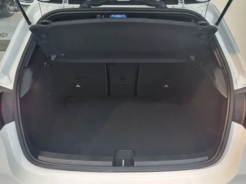 2024 Mercedes-Benz A-Класс с пробегом 9 986 км