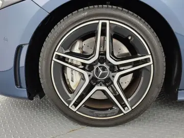 2022 Mercedes-Benz A-Класс с пробегом 29 527 км