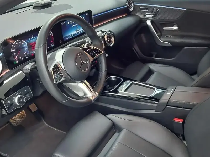 2024 Mercedes-Benz A-Класс с пробегом 1 204 км