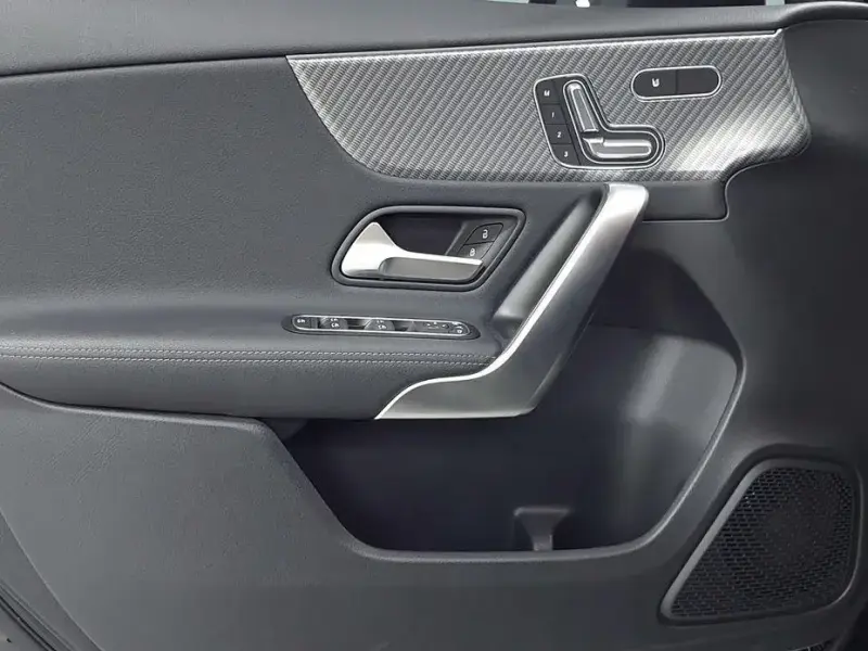 2024 Mercedes-Benz A-Класс с пробегом 1 204 км