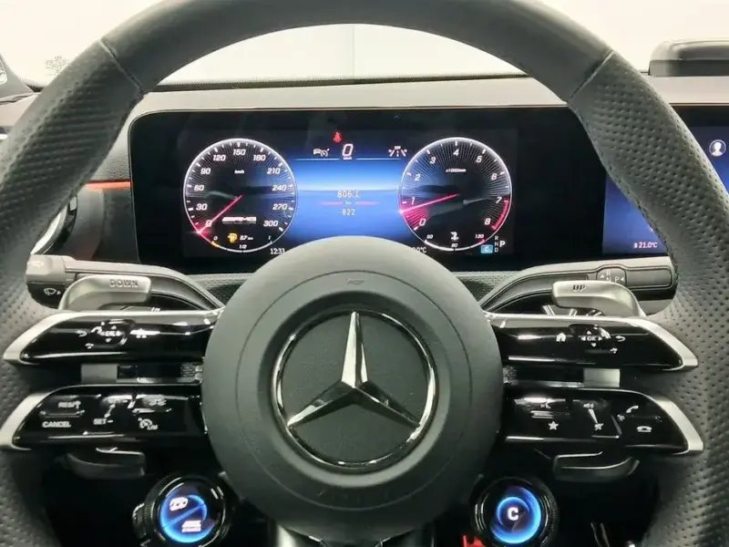 2025 Mercedes-Benz A-Класс с пробегом 821 км