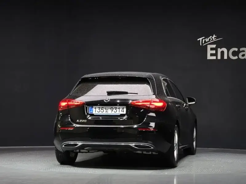 2025 Mercedes-Benz A-Класс с пробегом 3 868 км