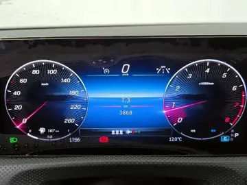 2025 Mercedes-Benz A-Класс с пробегом 3 868 км