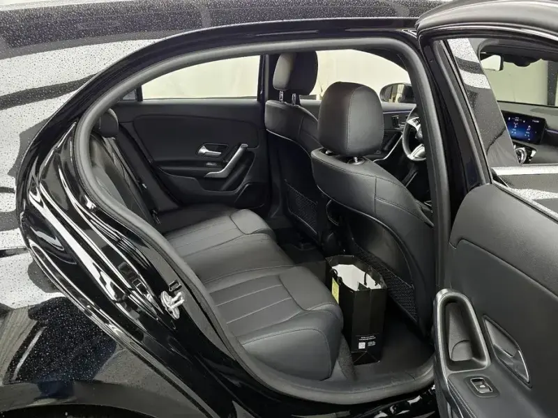 2025 Mercedes-Benz A-Класс с пробегом 3 868 км