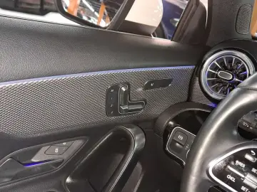 2022 Mercedes-Benz A-Класс с пробегом 91 082 км