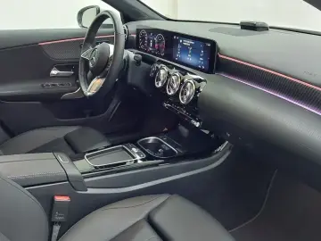 2025 Mercedes-Benz A-Класс с пробегом 1 429 км
