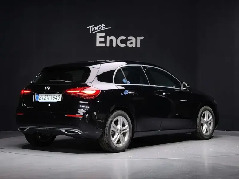 2025 Mercedes-Benz A-Класс с пробегом 63 км