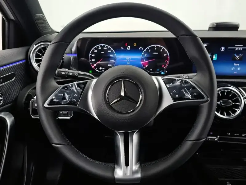 2025 Mercedes-Benz A-Класс с пробегом 64 км