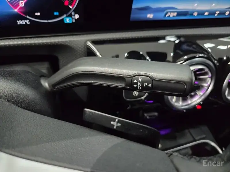2025 Mercedes-Benz A-Класс с пробегом 2 075 км