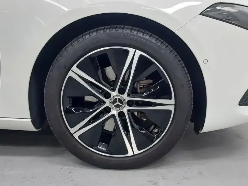 2024 Mercedes-Benz A-Класс с пробегом 14 238 км