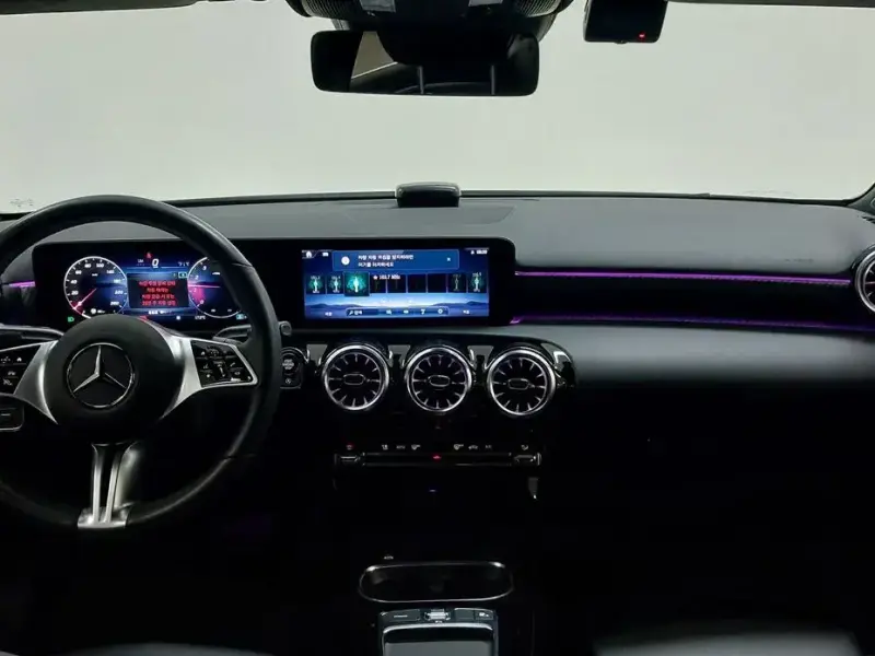 2024 Mercedes-Benz A-Класс с пробегом 14 238 км