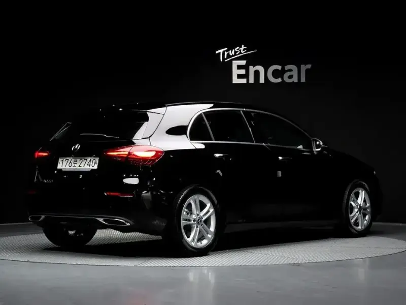 2024 Mercedes-Benz A-Класс с пробегом 5 593 км