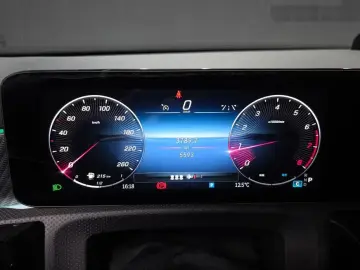2024 Mercedes-Benz A-Класс с пробегом 5 593 км