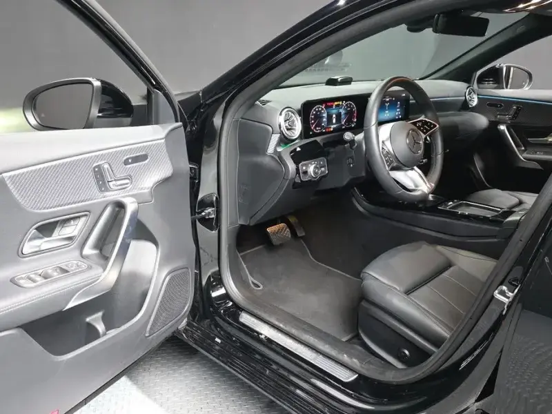 2024 Mercedes-Benz A-Класс с пробегом 5 593 км