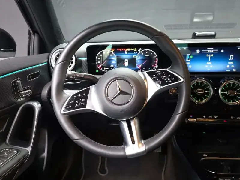 2024 Mercedes-Benz A-Класс с пробегом 5 593 км