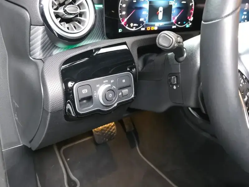 2024 Mercedes-Benz A-Класс с пробегом 5 593 км