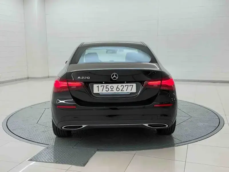 2025 Mercedes-Benz A-Класс с пробегом 246 км