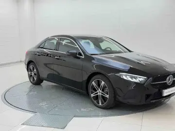 2025 Mercedes-Benz A-Класс с пробегом 246 км