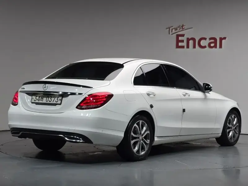 2016 Mercedes-Benz C-Класс с пробегом 82 383 км