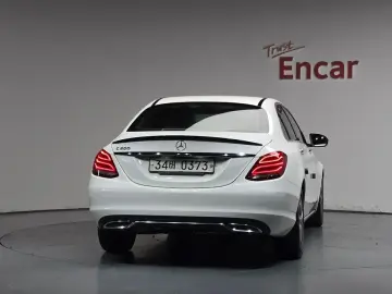 2016 Mercedes-Benz C-Класс с пробегом 82 383 км