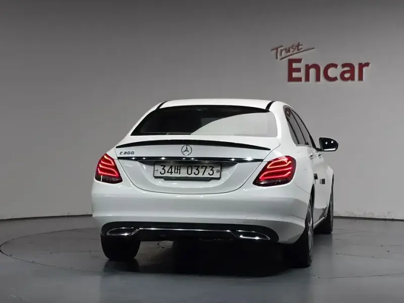 2016 Mercedes-Benz C-Класс с пробегом 82 383 км