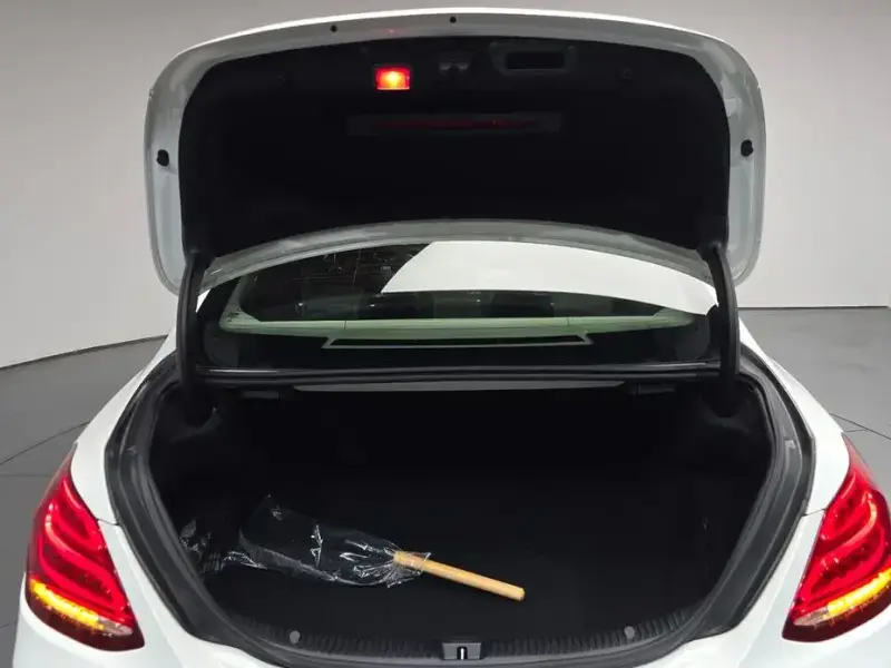 2016 Mercedes-Benz C-Класс с пробегом 82 383 км