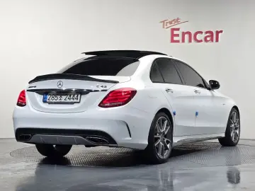 2017 Mercedes-Benz C-Класс с пробегом 100 321 км