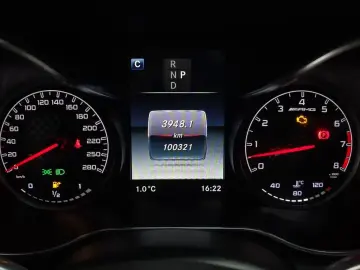 2017 Mercedes-Benz C-Класс с пробегом 100 321 км