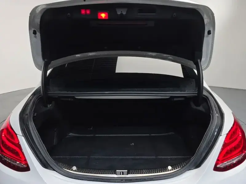 2017 Mercedes-Benz C-Класс с пробегом 100 321 км
