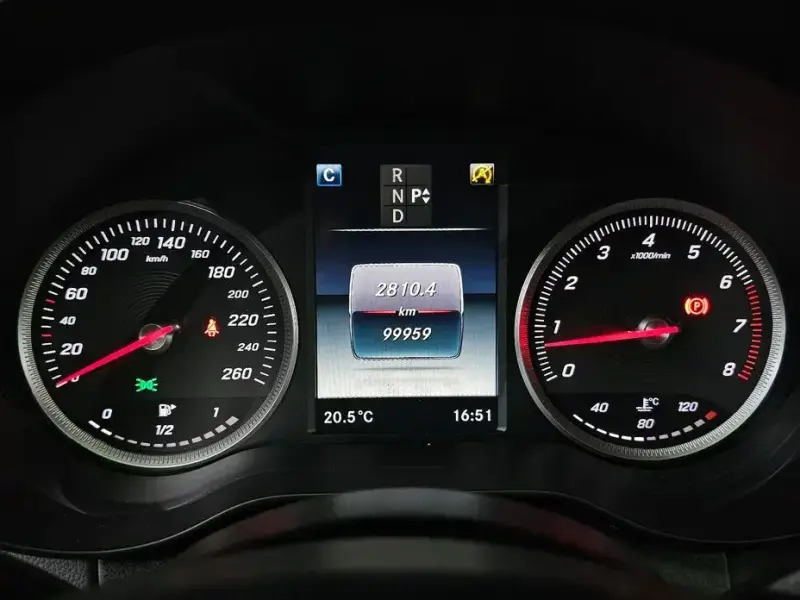 2017 Mercedes-Benz C-Класс с пробегом 99 959 км