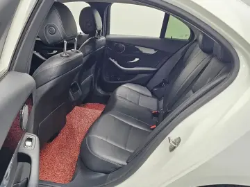 2017 Mercedes-Benz C-Класс с пробегом 99 959 км