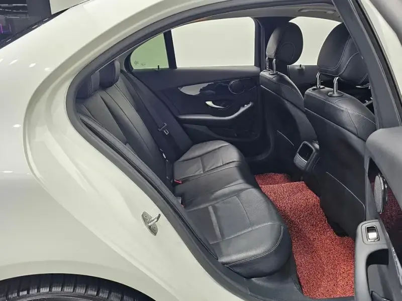 2017 Mercedes-Benz C-Класс с пробегом 99 959 км