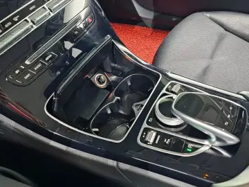 2017 Mercedes-Benz C-Класс с пробегом 99 959 км