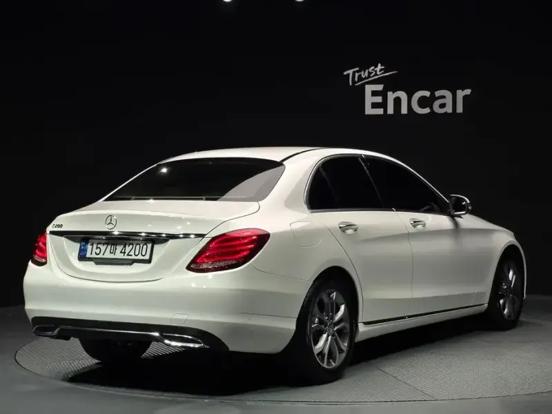 2016 Mercedes-Benz C-Класс с пробегом 103 998 км
