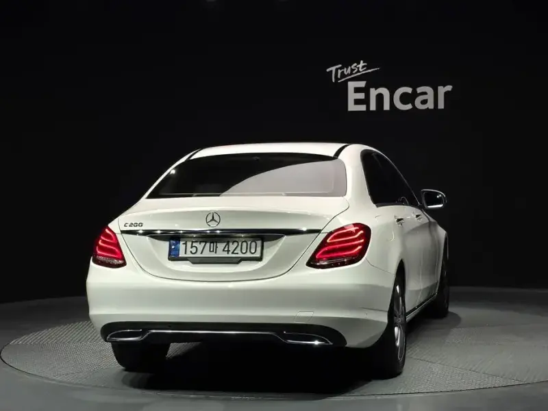 2016 Mercedes-Benz C-Класс с пробегом 103 998 км