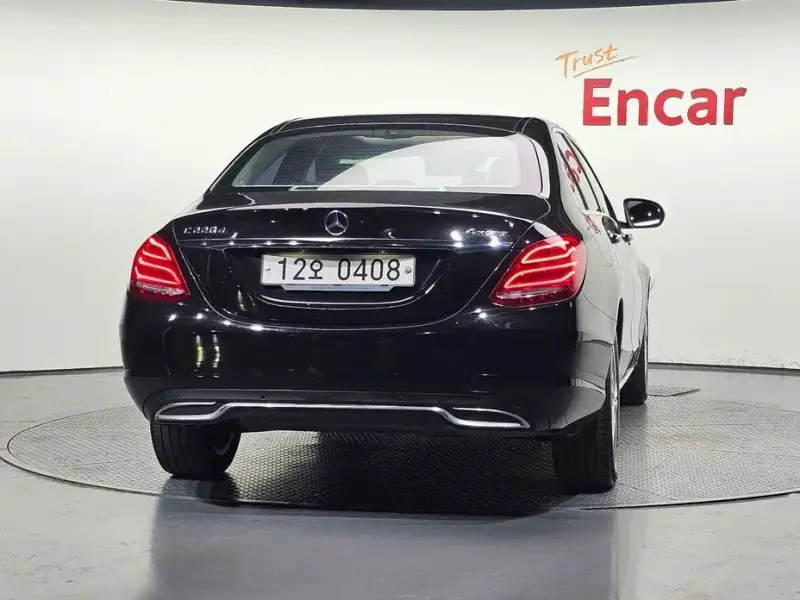 2016 Mercedes-Benz C-Класс с пробегом 115 544 км