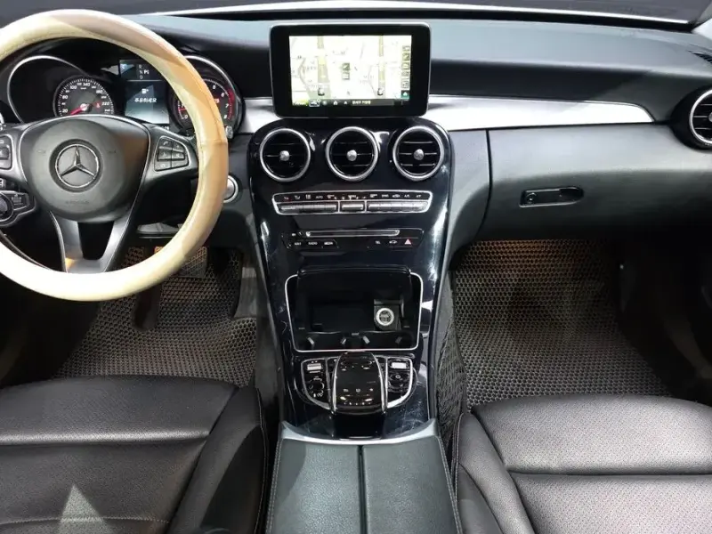2016 Mercedes-Benz C-Класс с пробегом 103 998 км