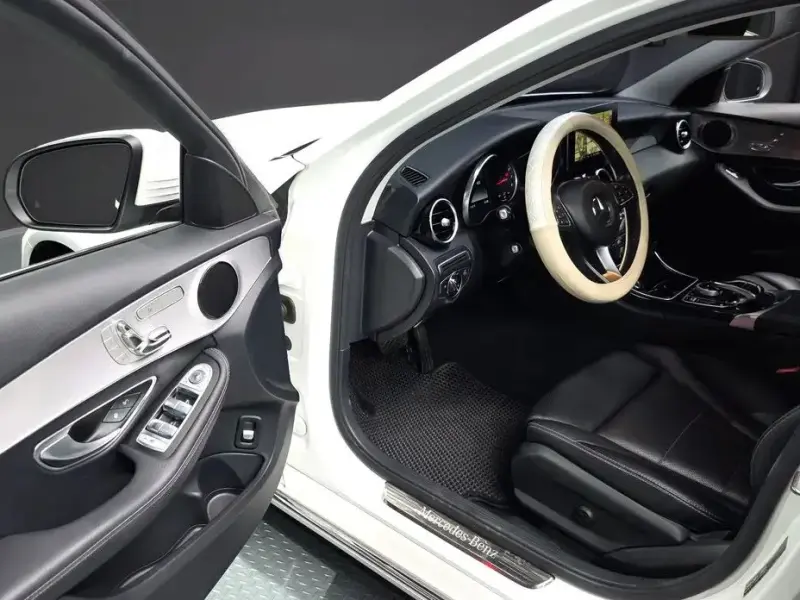 2016 Mercedes-Benz C-Класс с пробегом 103 998 км