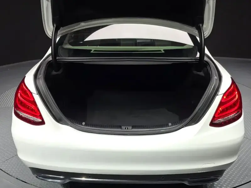 2016 Mercedes-Benz C-Класс с пробегом 103 998 км